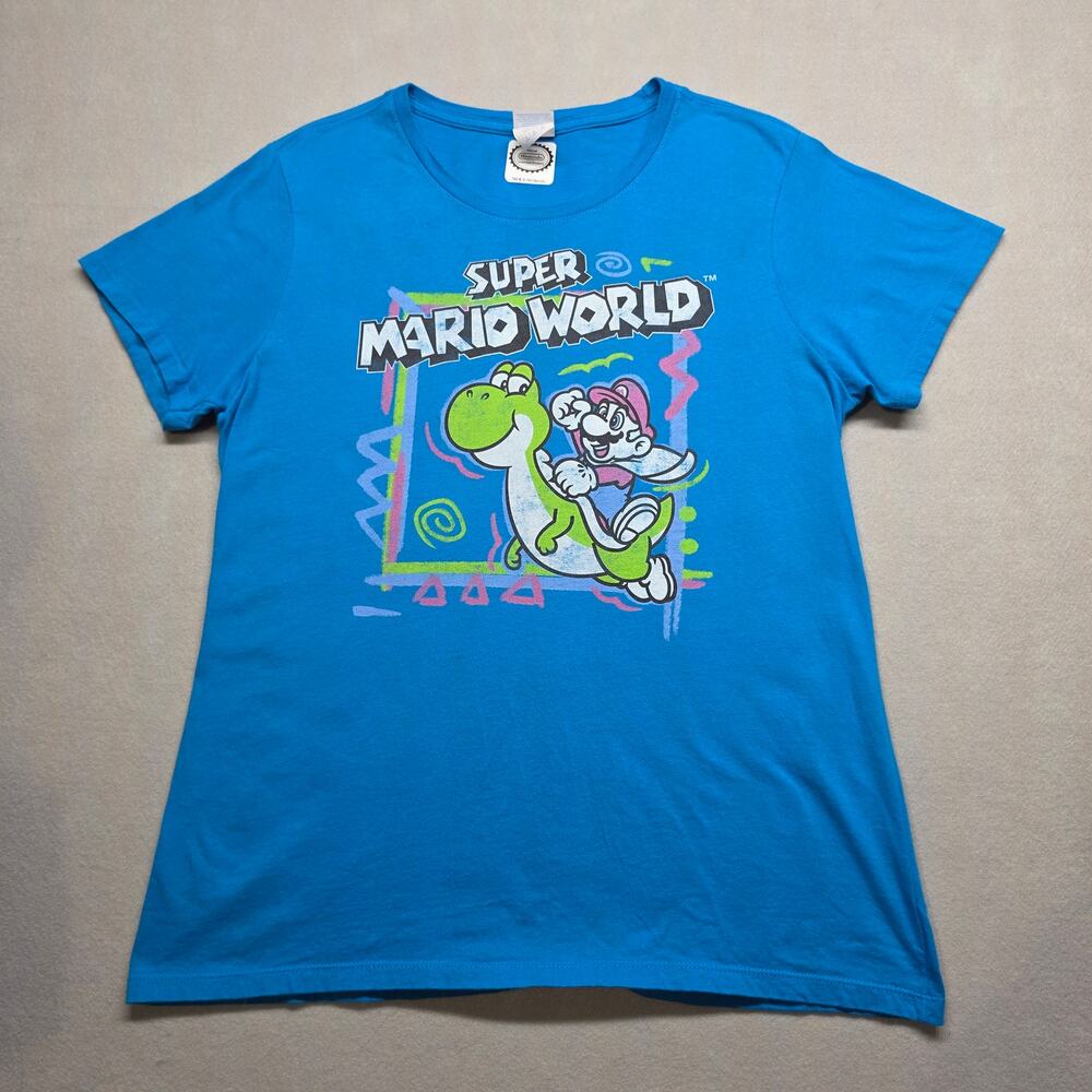 Nintendo Super Mario World Graphic Tee Women's Large Blue Yoshi